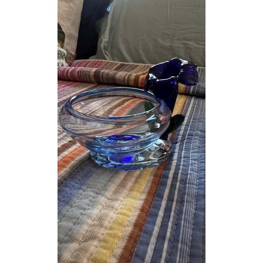 Hand Blown Glass Bowl Cobalt Blue Flower Accent Diamond Cut Base Art Glass